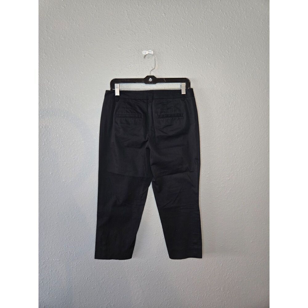 White House Black Market Women's Black Slim Capri Button Details Size 6 - Picture 6 of 6